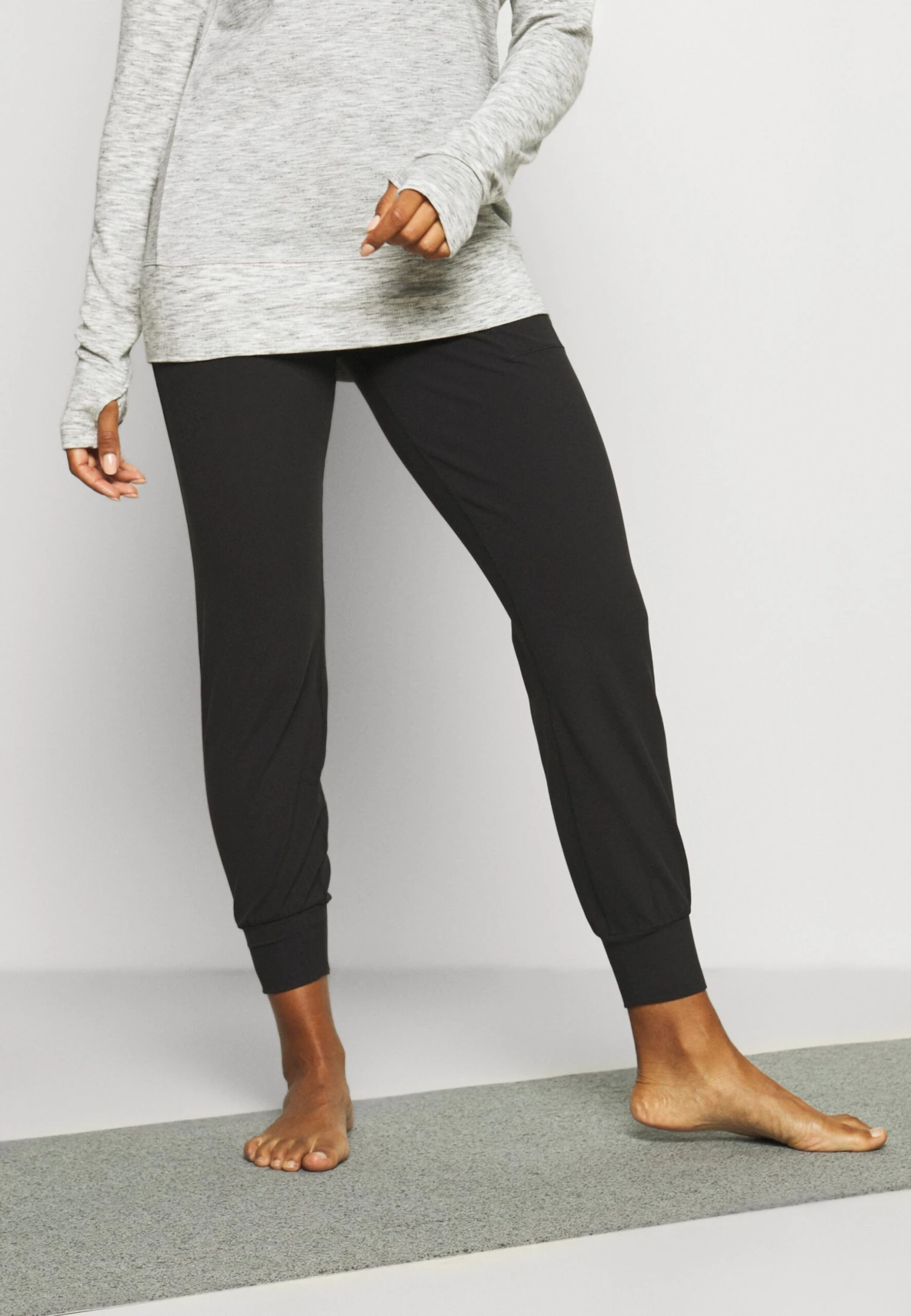 Athleta Salutation - Trainingsbroek - Black