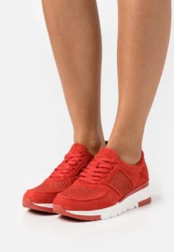 Tamaris Lace-Up - Sneakers Laag - Sangria/Punch